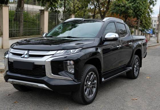 MITSUBISHI L200 TRITON 2.4 16V TURBO DIESEL SPORT HPE-S CD 4P 4X4 AUTOMÁTICO MITSUBISHI L200 TRITON 2.4 16V TURBO DIESEL SPORT HPE-S CD 4P 4X4 AUTOMÁTICO